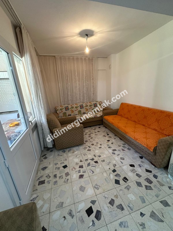  ALTINKUM MAHALLESİ’NDE BULVARA ÇOK YAKIN KATTA TEK 2+1 AYRI MUTFAK DAİRE
