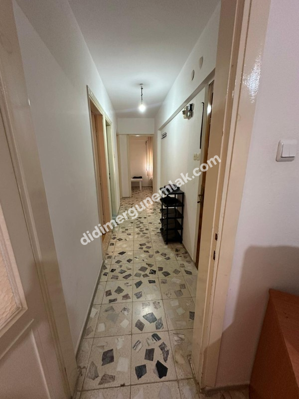  ALTINKUM MAHALLESİ’NDE BULVARA ÇOK YAKIN KATTA TEK 2+1 AYRI MUTFAK DAİRE