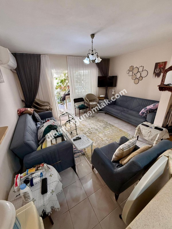 ÇAMLIK MAHALLESİ AYTEPE SİTESİ’NDE PLAJA 200 METRE 3+1 FIRSAT VİLLA