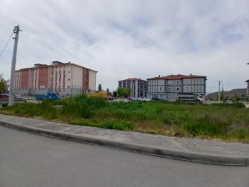 GÜVENAY - ÇORUM ULUKAVAK  AKŞEMSEDDİN CADDESİ CİVARI PROJEDEN SATILIK LÜKS 3+1 DAİRE