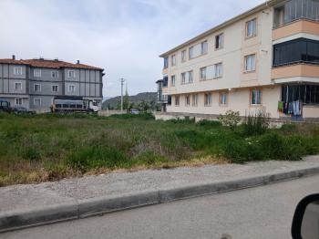 GÜVENAY - ÇORUM ULUKAVAK  AKŞEMSEDDİN CADDESİ CİVARI PROJEDEN SATILIK LÜKS 3+1 DAİRE