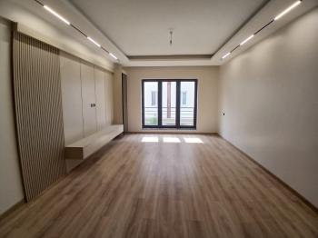 GÜVENAY - ÇORUM ÜÇTUTLAR TAVUKLUK MEVKİİNDE SATILIK 190 m² LÜKS 4+1