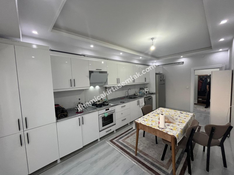 SELİMBEY MAHALLESİNDE 3+1 SATILIK SİTE İÇİ DAİRE