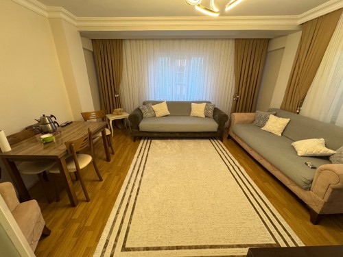Yeşilpınar'da 80 m2 Balkonlu Arakat Temiz 2+1 Satılık Daire