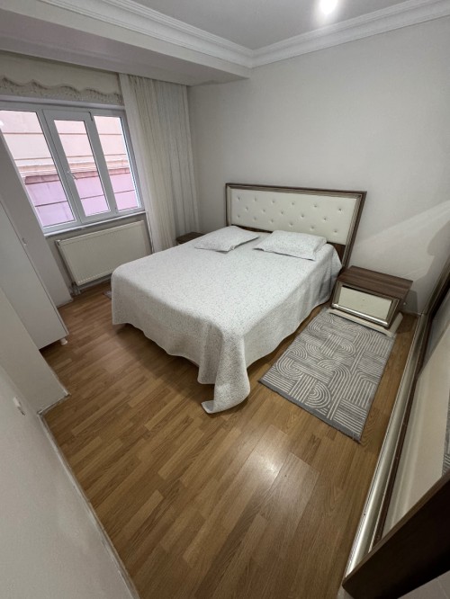 Yeşilpınar'da 80 m2 Balkonlu Arakat Temiz 2+1 Satılık Daire
