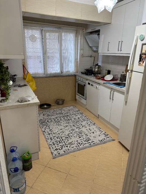 Yeşilpınar'da 80 m2 Balkonlu Arakat Temiz 2+1 Satılık Daire