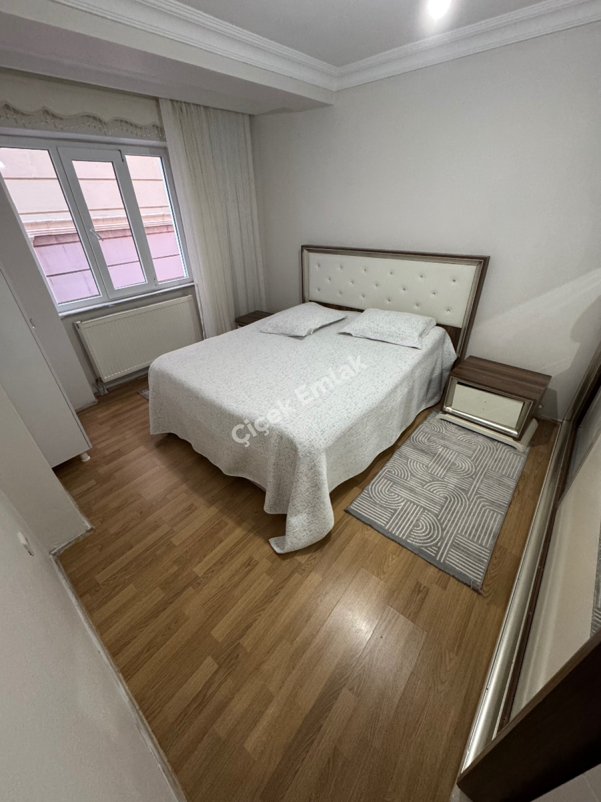 Yeşilpınar'da 80 m2 Balkonlu Arakat Temiz 2+1 Satılık Daire