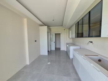 AFYON ÜÇOK EMLAKTAN KARŞIYAKA MAH 3+1 130M² SIFIR SATILIK DAİRE 