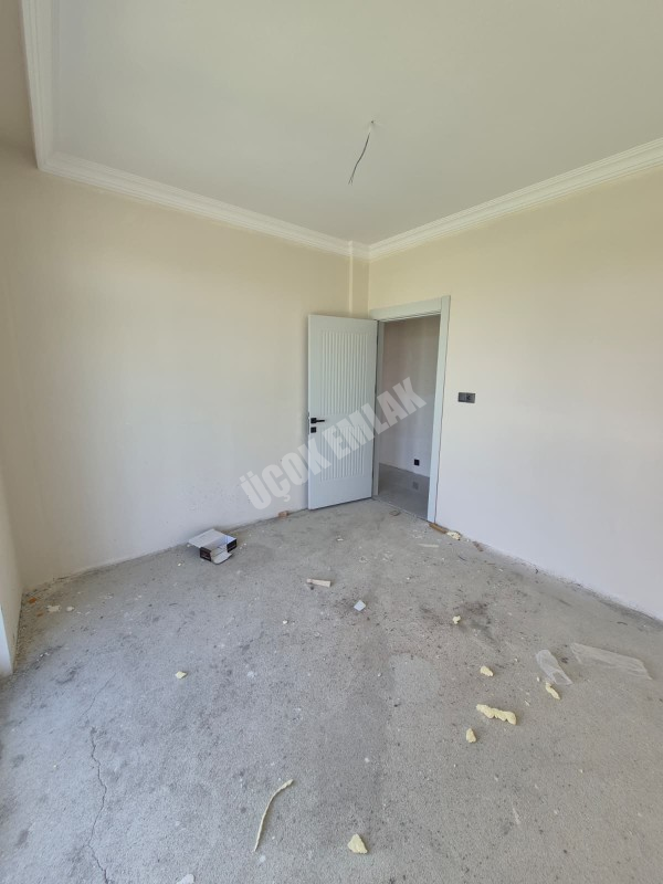 AFYON ÜÇOK EMLAKTAN KARŞIYAKA MAH 3+1 130M² SIFIR SATILIK DAİRE 