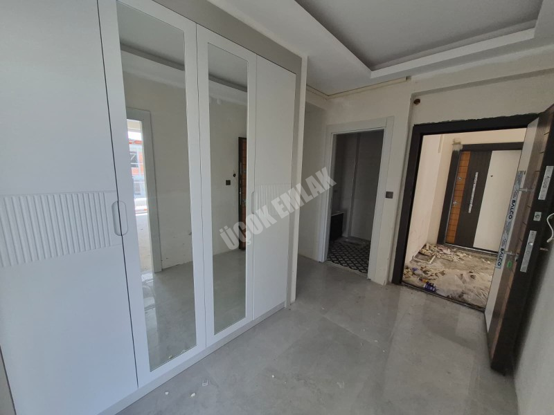 AFYON ÜÇOK EMLAKTAN KARŞIYAKA MAH 3+1 130M² SIFIR SATILIK DAİRE 