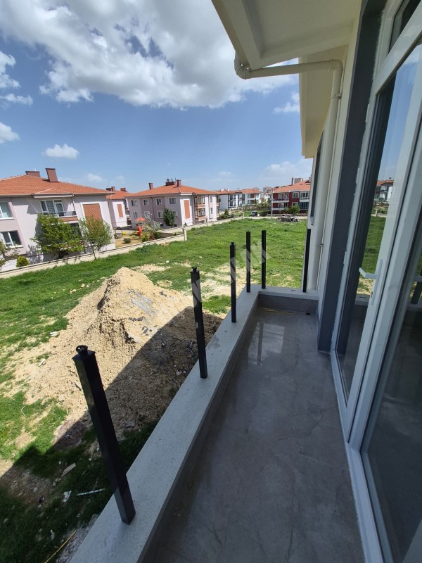 AFYON ÜÇOK EMLAKTAN KARŞIYAKA MAH 3+1 130M² SIFIR SATILIK DAİRE 