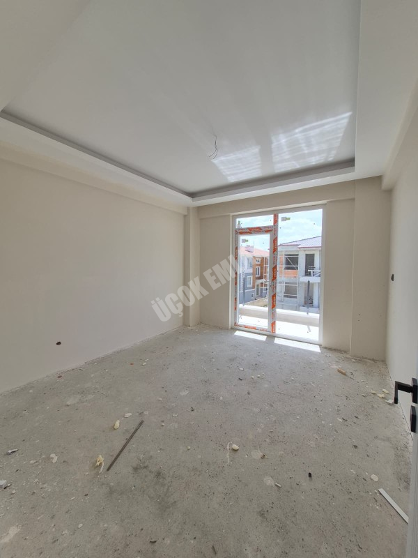 AFYON ÜÇOK EMLAKTAN KARŞIYAKA MAH 3+1 130M² SIFIR SATILIK DAİRE 