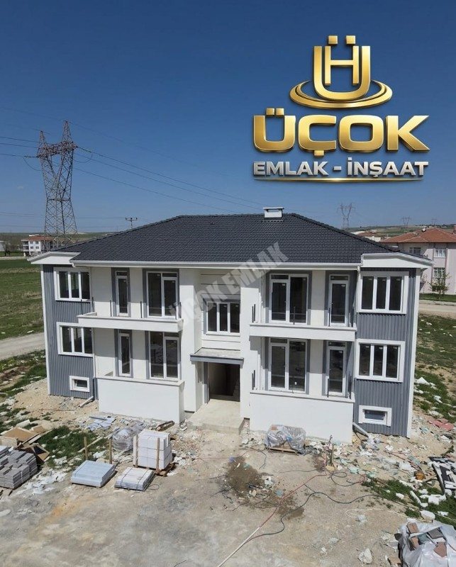 AFYON ÜÇOK EMLAKTAN KARŞIYAKA MAH 3+1 130M² SIFIR SATILIK DAİRE 