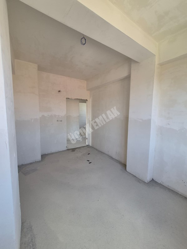 AFYON ÜÇOK EMLAKTAN ESENTEPE MAH  3+1 105M² SATILLIK SIFIR DAİRELER 