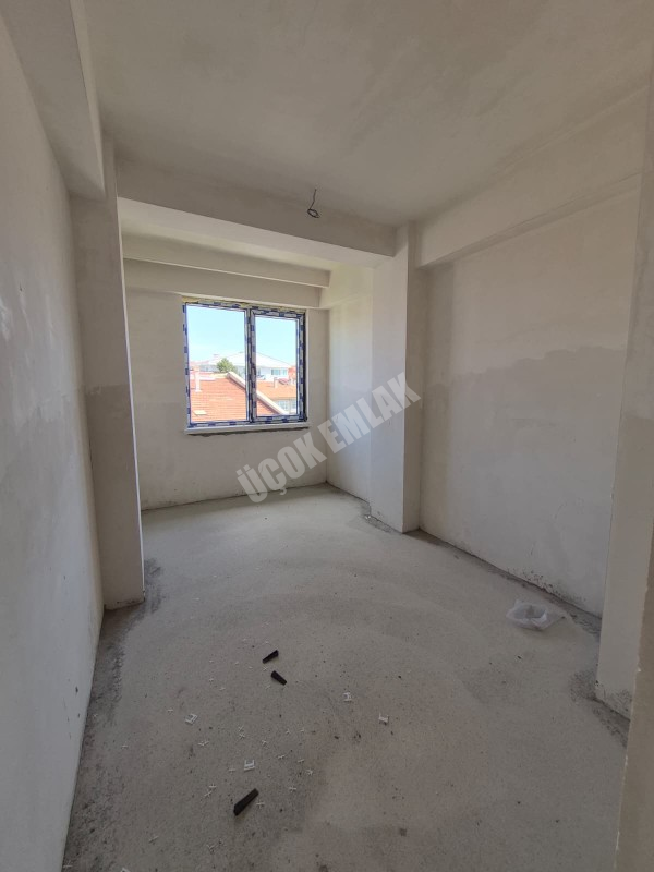 AFYON ÜÇOK EMLAKTAN ESENTEPE MAH  3+1 105M² SATILLIK SIFIR DAİRELER 