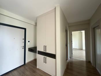 ALYANS'TAN SİTE İÇİ CEPHELERİ AÇIK KUSURSUZ İŞÇİLİKLİ 2+1 