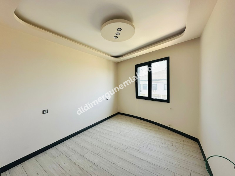DİDİM CUMHURİYET MAHALLESİ’NDE ULTRA LÜKS, TATİL KÖYÜ KONFORUNDA 2+1 DAİRE