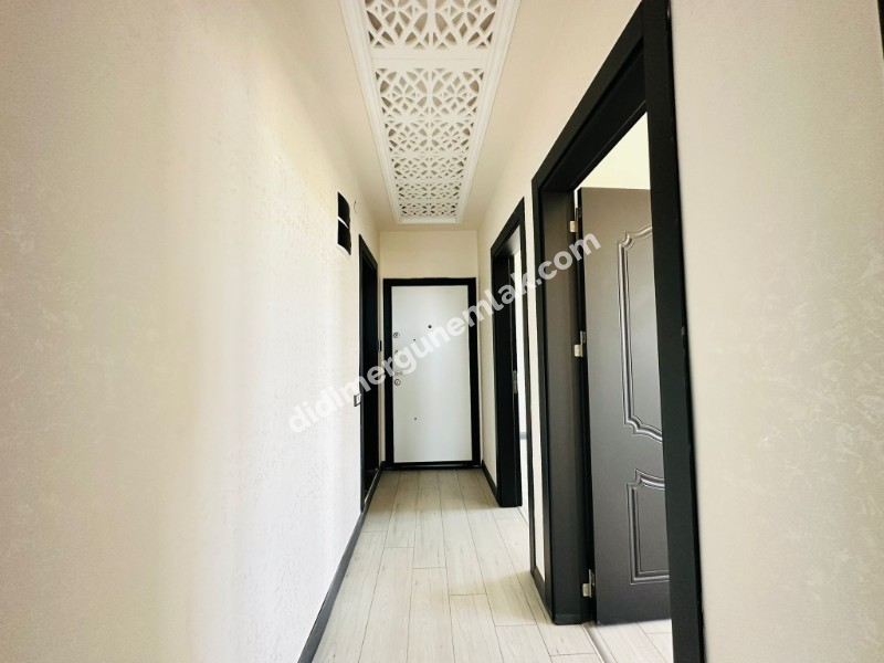 DİDİM CUMHURİYET MAHALLESİ’NDE ULTRA LÜKS, TATİL KÖYÜ KONFORUNDA 2+1 DAİRE