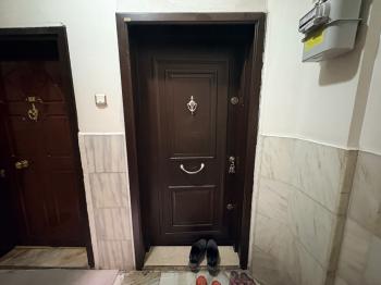 GÜVENAY -  ÇORUM BAHABEY CADDESİ KIZ MESLEK LİSESİ YANINDA 3+1 SATILIK DAİRE