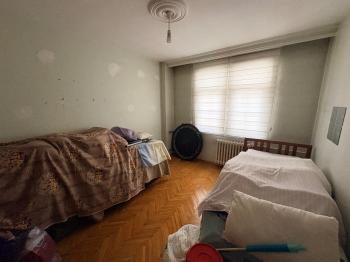 GÜVENAY -  ÇORUM BAHABEY CADDESİ KIZ MESLEK LİSESİ YANINDA 3+1 SATILIK DAİRE