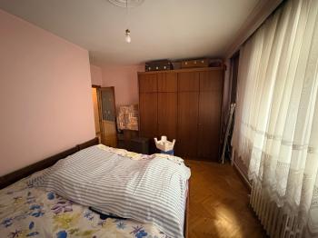GÜVENAY -  ÇORUM BAHABEY CADDESİ KIZ MESLEK LİSESİ YANINDA 3+1 SATILIK DAİRE