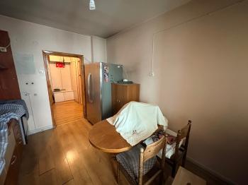 GÜVENAY -  ÇORUM BAHABEY CADDESİ KIZ MESLEK LİSESİ YANINDA 3+1 SATILIK DAİRE