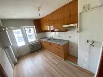 GÜVENAY - ÇORUM KALE MAH. LOZANEVLER CİVARI KİRALIK 3+1 DAİRE 