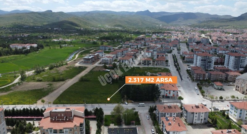 AFYON ÜÇOK EMLAKTAN MAMREŞAL FEVZİ ÇAKMAK MAH 2.317M² SATILIK ARSA 