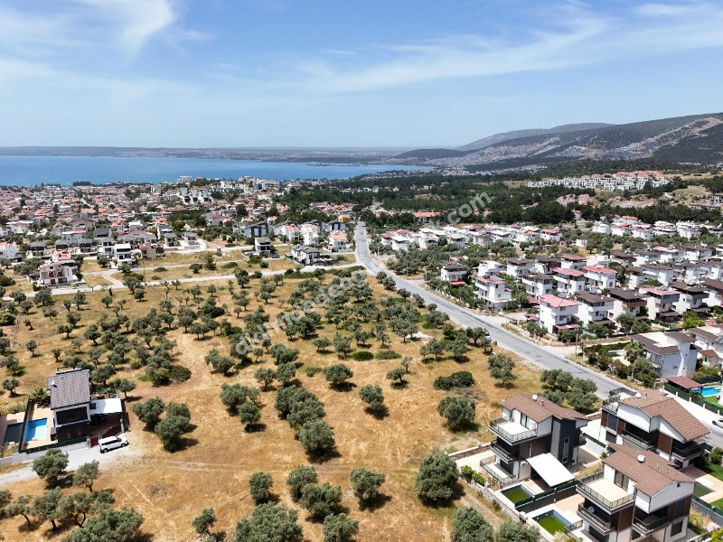 DİDİM AKBÜK MERKEZDE KÖŞE BAŞI 370M2 DENİZ MANZARLI ARSA