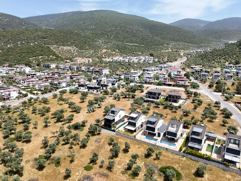 DİDİM AKBÜK MERKEZDE KÖŞE BAŞI 370M2 DENİZ MANZARLI ARSA