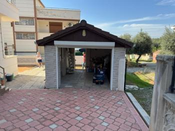 AKBÜK’TE FULL EŞYALI TAM MÜSTAKİL 3+1 LÜKS VİLLA