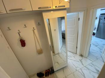 AKBÜK’TE HAVUZLU SİTE İÇERİSİNDE DENİZ MANZARALI 2+1 FIRSAT DAİRE!