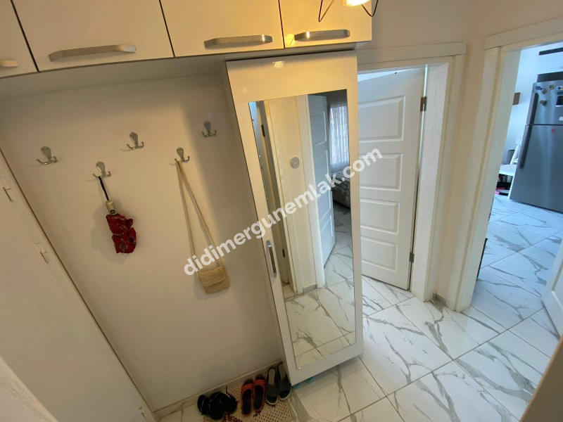 AKBÜK’TE HAVUZLU SİTE İÇERİSİNDE DENİZ MANZARALI 2+1 FIRSAT DAİRE!
