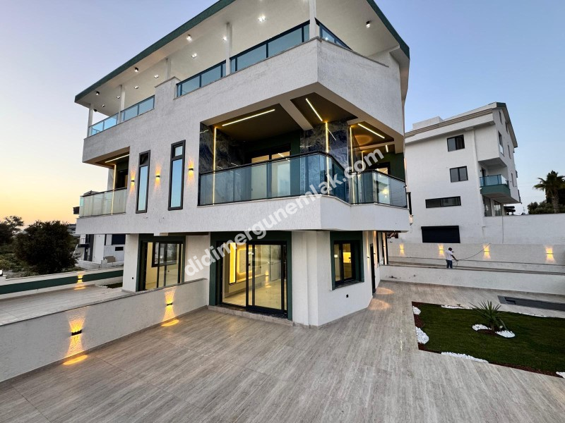 HİSAR MAHALLESİ’NDE DENİZ MANZARALI 4+1 ULTRA LÜKS YAŞAM FIRSATI