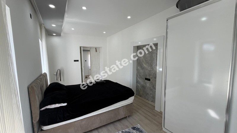 Lefkoşa Değirmenlik'de 3+1 YARDIMCI EVİ İLE BİRLİKTE SATILIK 3+1 MÜSTAKİL EV