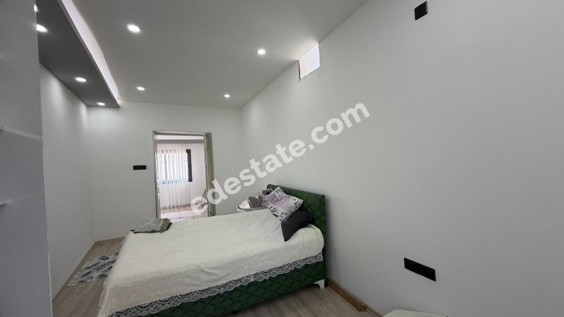 Lefkoşa Değirmenlik'de 3+1 YARDIMCI EVİ İLE BİRLİKTE SATILIK 3+1 MÜSTAKİL EV