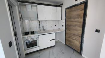 HASTANE KARŞISI SATILIK SIFIR APART 
