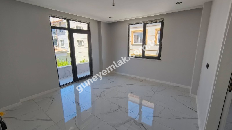 HASTANE KARŞISI SATILIK SIFIR APART 