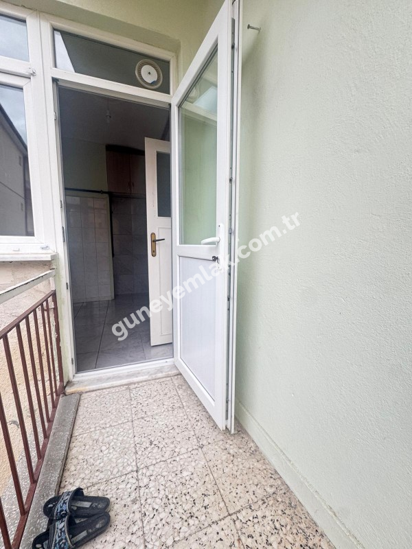 ÇARŞI MERKEZDE MİLLET BAHÇESİ CİVARINDA 