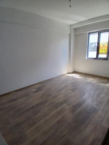 GÜVENAY - ÇORUM FEN LİSESİ CİVARI ARA KAT 2+1 SATILIK DAİRE 