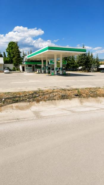 MERZİFON'da SAMSUN İSTANBUL YOLU ÜZERİ 17 DÖNÜM SATILIK BENZİNLİK
