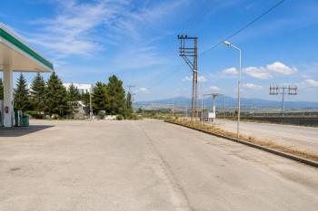 MERZİFON'da SAMSUN İSTANBUL YOLU ÜZERİ 17 DÖNÜM SATILIK BENZİNLİK