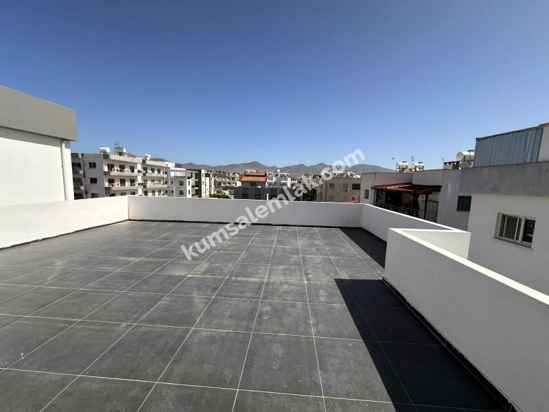DUMLUPINAR'DA  TÜRK MALI PENTHOUSE DAİRE 