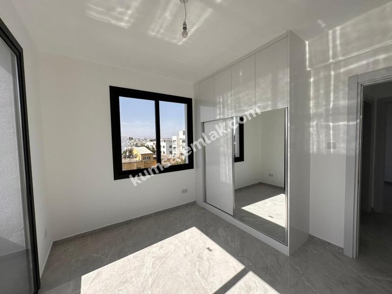 DUMLUPINAR'DA  TÜRK MALI PENTHOUSE DAİRE 