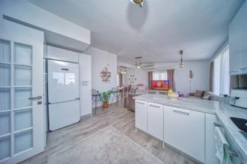 Girne Merkez'de Satılık Geniş 3+1 Penthouse