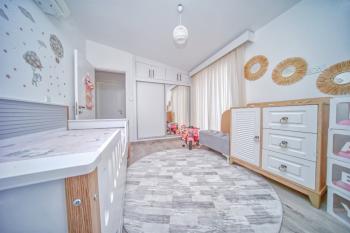 Girne Merkez'de Satılık Geniş 3+1 Penthouse