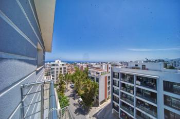 Girne Merkez'de Satılık Geniş 3+1 Penthouse