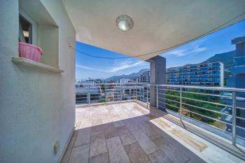 Girne Merkez'de Satılık Geniş 3+1 Penthouse