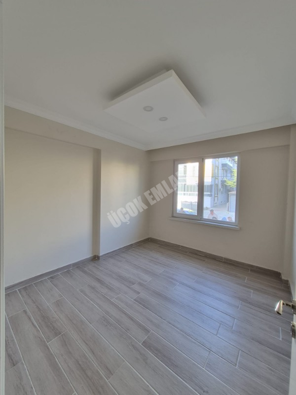 AFYON ÜÇOK EMLAKTAN VEYSEL KARANİ MAH 2+1 75M² TEMİZ BAKIMLI KİRALIK DAİRE            