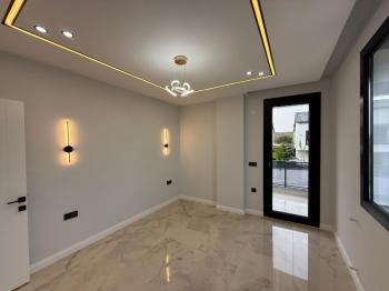 Didim Efeler Mahallesinde Satılık 4+1 Tam Müstakil Vİlla